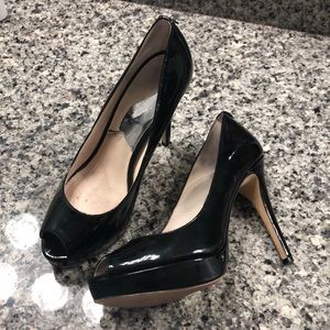 Michael Kors Erika Patent Peep Toe Pump. Size 8